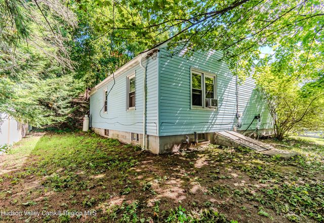 60 Carle Terrace, Lake Katrine, NY 12449