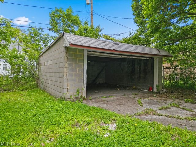 16117 Talford Avenue, Cleveland, OH 44128