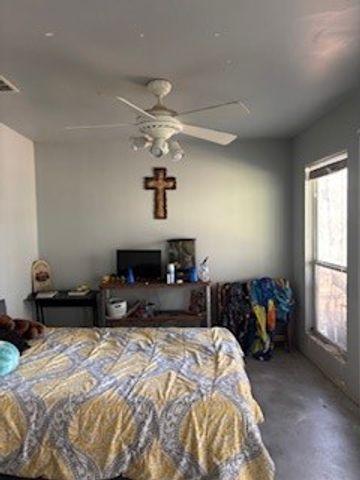 6 Creekwood Trail, Bowie, TX 76230
