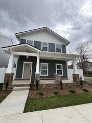 401 Gingerwood Ct, Hermitage, TN 37076