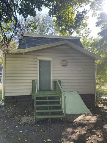 1034 Williams Street, Jackson, MI 49203