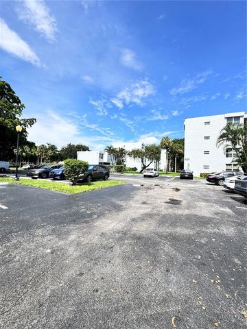 9441 Evergreen Place 206, Davie, FL 33324