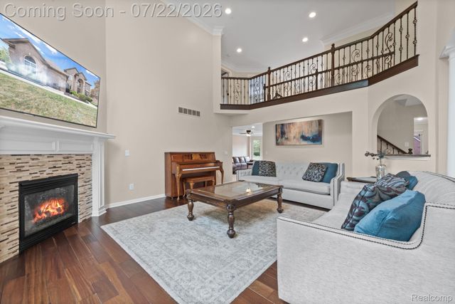 55513 Caesars Drive, Shelby Charter Township, MI 48315
