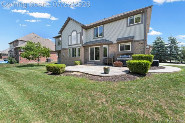 55513 Caesars Drive, Shelby Charter Township, MI 48315