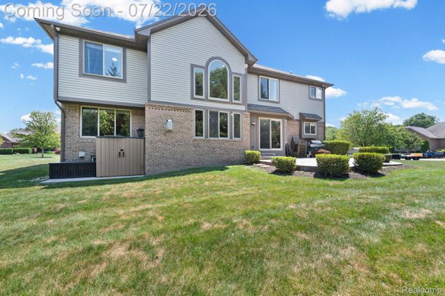 55513 Caesars Drive, Shelby Charter Township, MI 48315