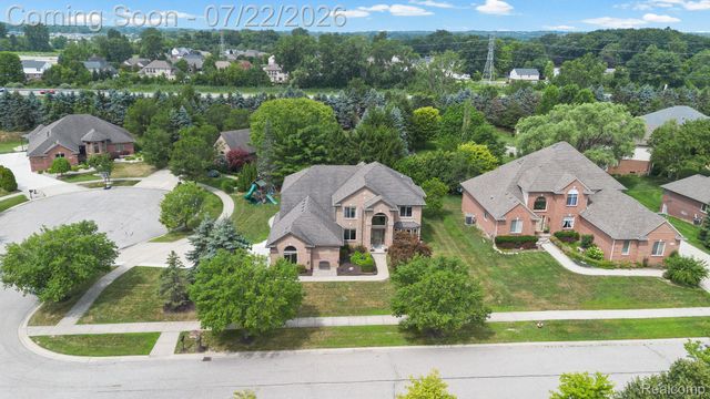 55513 Caesars Drive, Shelby Charter Township, MI 48315