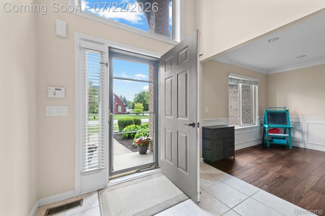55513 Caesars Drive, Shelby Charter Township, MI 48315