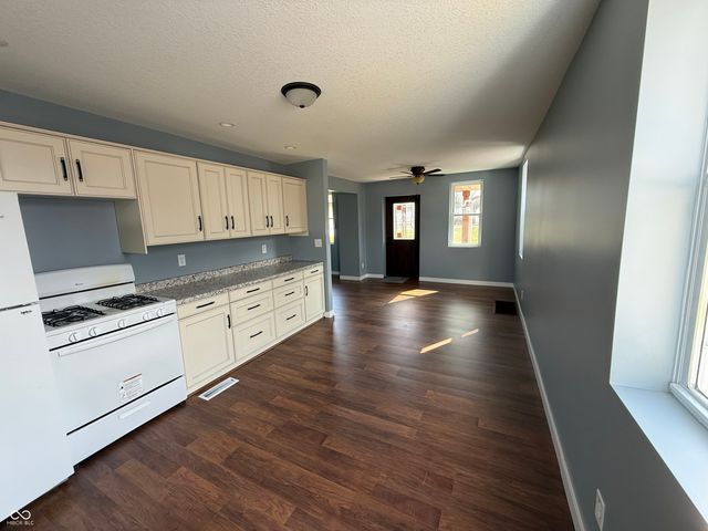 504 W Washington Street, Alexandria, IN 46001