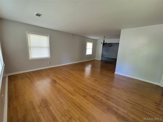 1048 Biscayne Drive, Montgomery, AL 36116