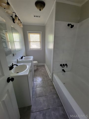 1048 Biscayne Drive, Montgomery, AL 36116