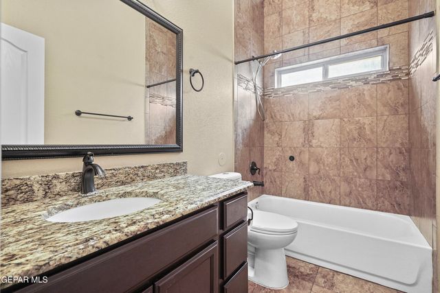 7245 CANYON WREN Avenue, El Paso, TX 79911