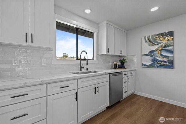1817 58th Street NE, Tacoma, WA 98422