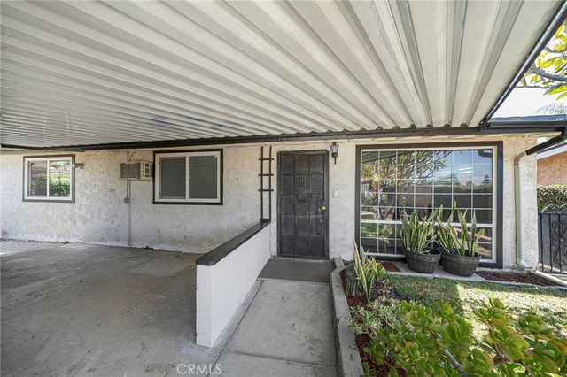542 N Louise Avenue, Azusa, CA 91702