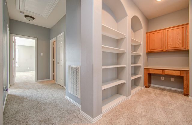 9106 Sunlight Oak Lane, Houston, TX 77070