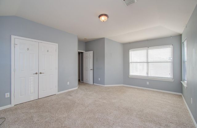 9106 Sunlight Oak Lane, Houston, TX 77070