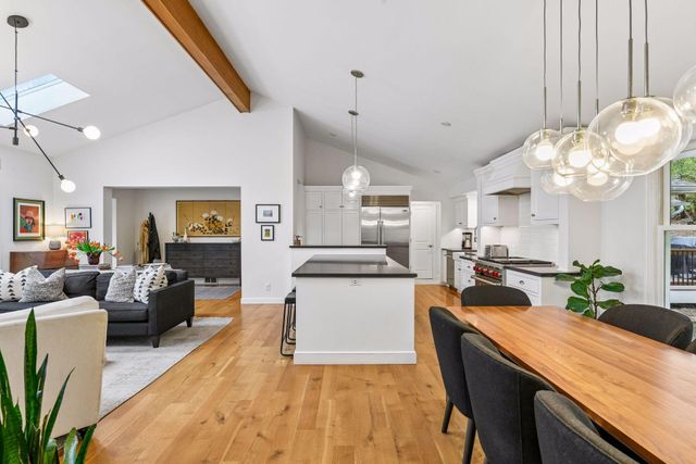 4904 Prescott Circle, Edina, MN 55436