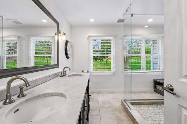 4904 Prescott Circle, Edina, MN 55436