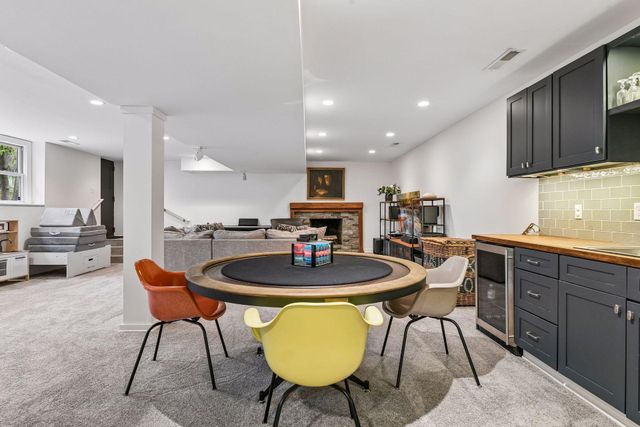 4904 Prescott Circle, Edina, MN 55436