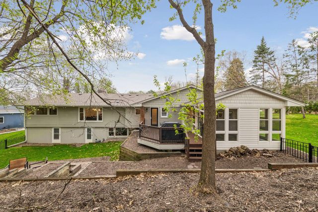 4904 Prescott Circle, Edina, MN 55436