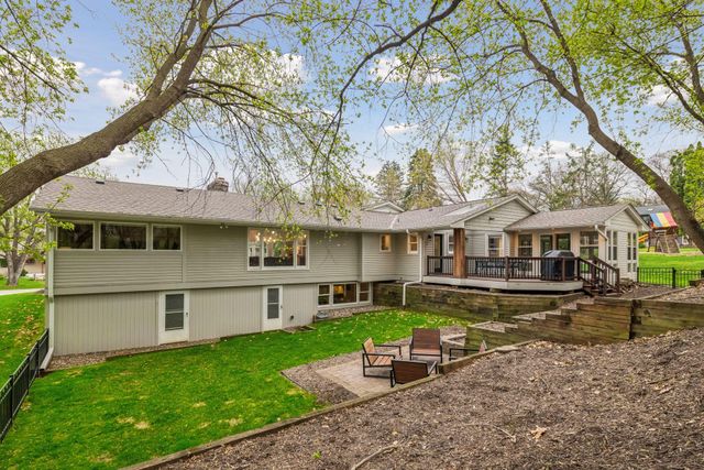 4904 Prescott Circle, Edina, MN 55436