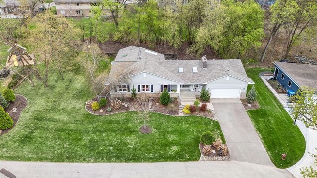 4904 Prescott Circle, Edina, MN 55436