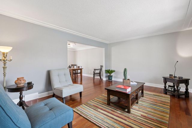 15011 Oakland Avenue, Burnsville, MN 55306