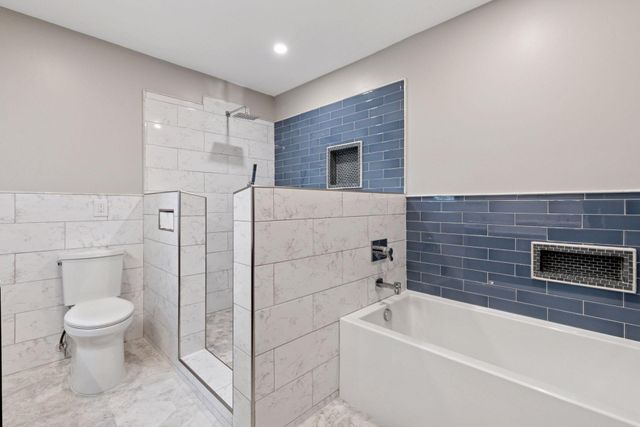 15011 Oakland Avenue, Burnsville, MN 55306