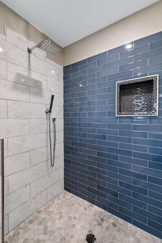 15011 Oakland Avenue, Burnsville, MN 55306