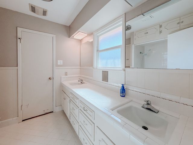 2213 Dartmouth Lane, Corsicana, TX 75110