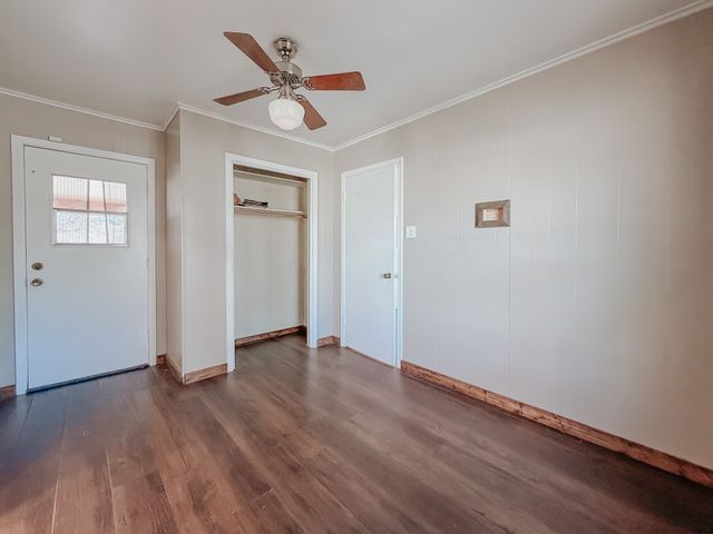 2213 Dartmouth Lane, Corsicana, TX 75110