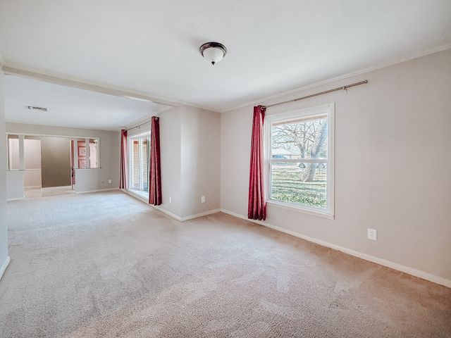 2213 Dartmouth Lane, Corsicana, TX 75110