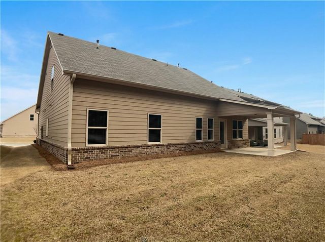 3315 Linstead Court, Loganville, GA 30052