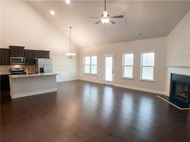 3315 Linstead Court, Loganville, GA 30052