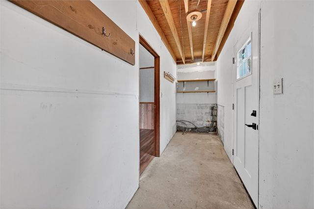 1642 Fairview School Rd, Slippery Rock Twp, PA 16117