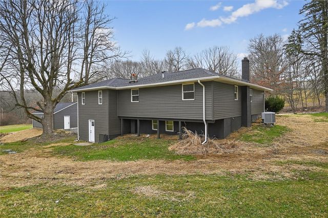 1642 Fairview School Rd, Slippery Rock Twp, PA 16117
