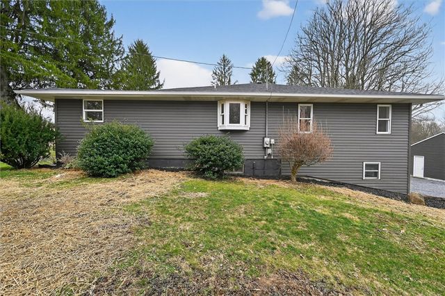 1642 Fairview School Rd, Slippery Rock Twp, PA 16117