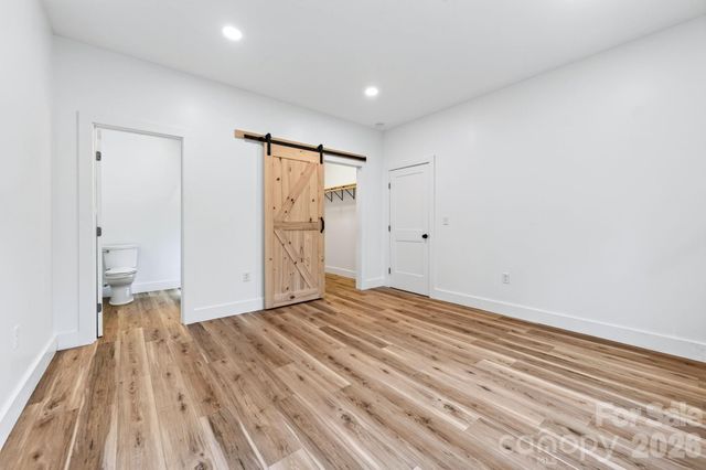 60 Pearl Street, Black Mountain, NC 28711