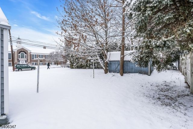 593 Corliss Ave, Phillipsburg Town, NJ 08865