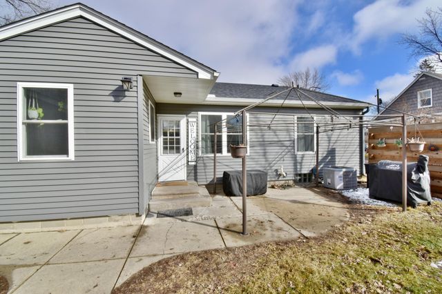 107 3rd Avenue SE, Saint Joseph, MN 56374