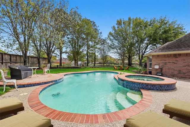 16018 Lower Lake Drive, Cypress, TX 77433