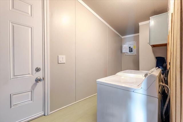 5206 Buttercup Court, Granbury, TX 76049