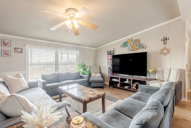 5206 Buttercup Court, Granbury, TX 76049