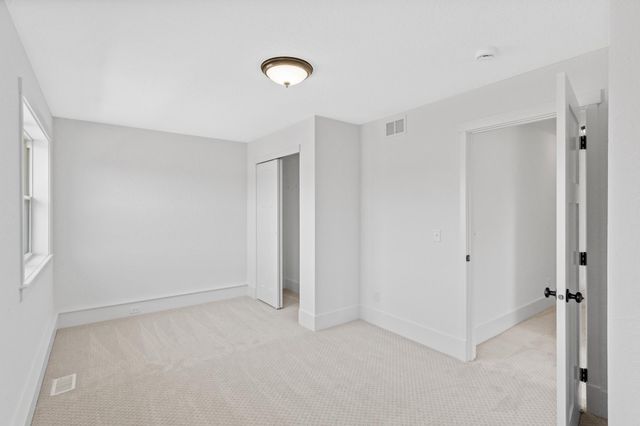 582 York Avenue, Saint Paul, MN 55130