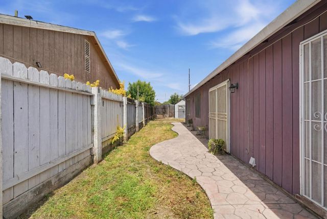 2180 Del Playa Ct, Stockton, CA 95206