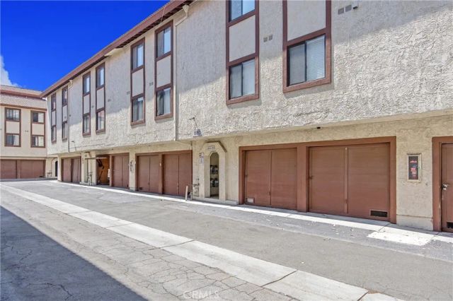 18183 Sundowner Way 851, Canyon Country, CA 91387