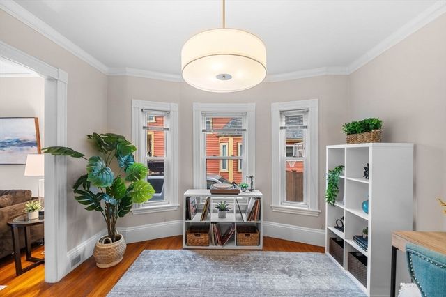 36 Chester St, Melrose, MA 02176