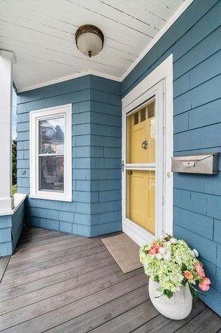 36 Chester St, Melrose, MA 02176