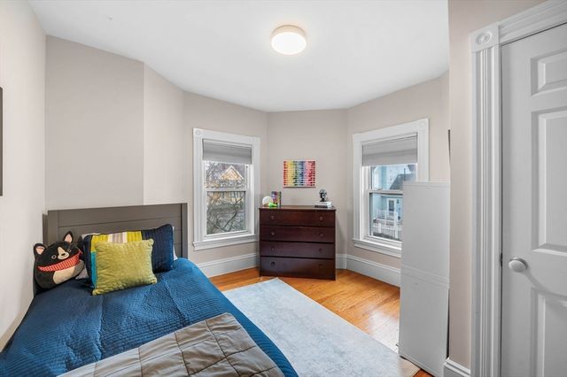 36 Chester St, Melrose, MA 02176