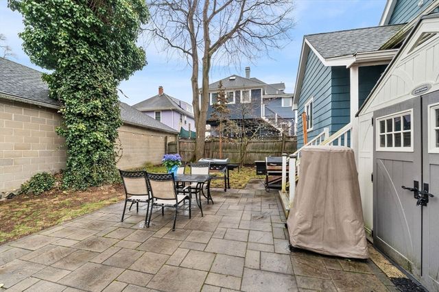 36 Chester St, Melrose, MA 02176