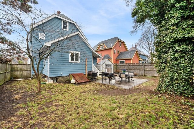 36 Chester St, Melrose, MA 02176